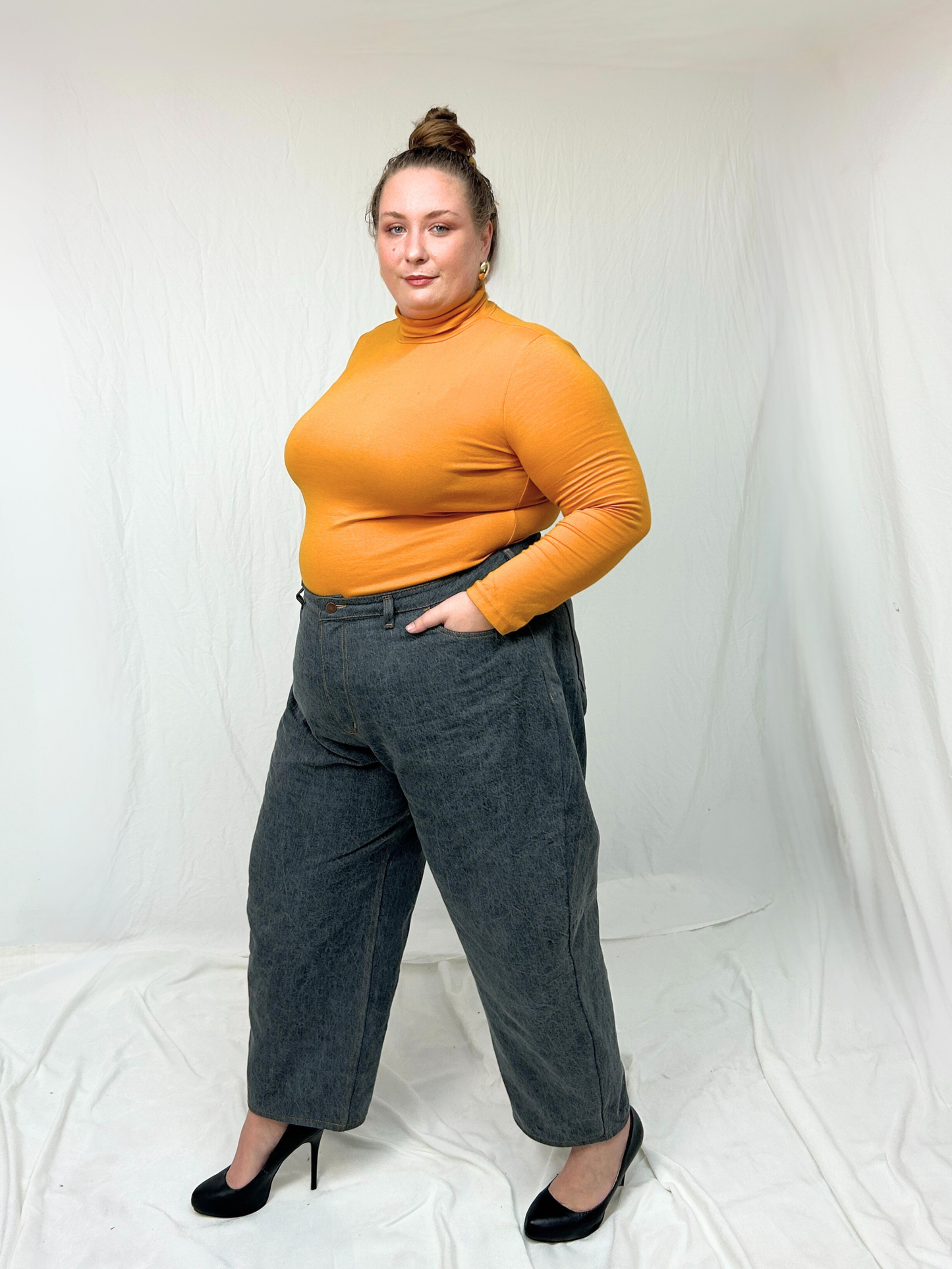 42, 44 - Billie Barrel Leg