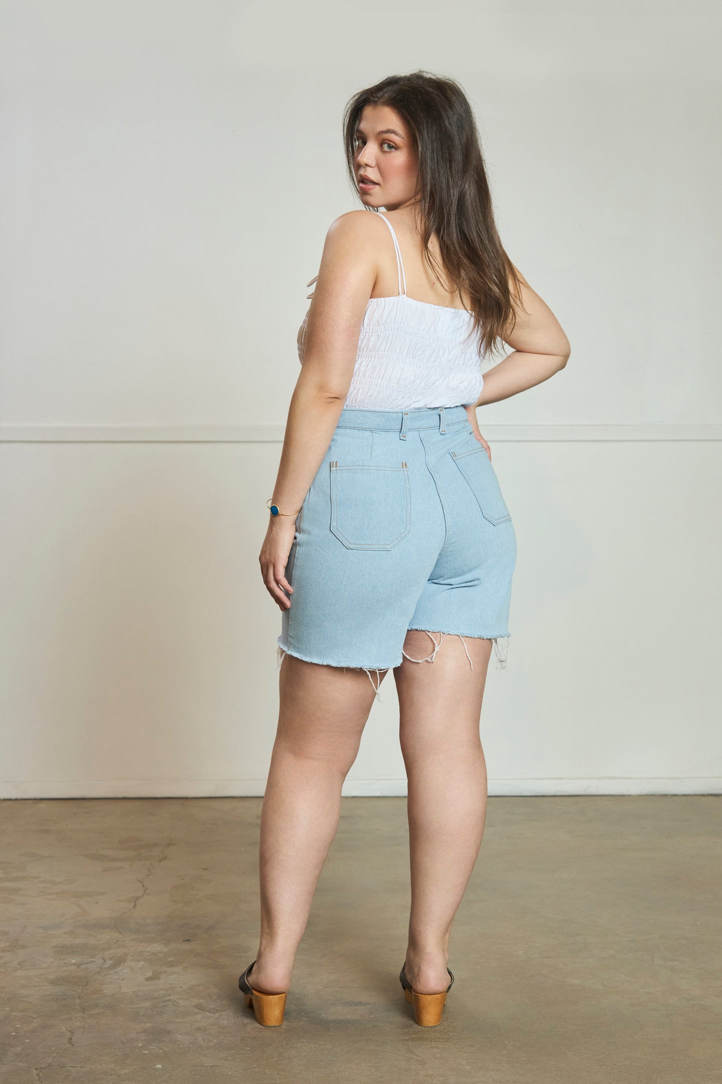 Pamela - Cutoff Jean Shorts