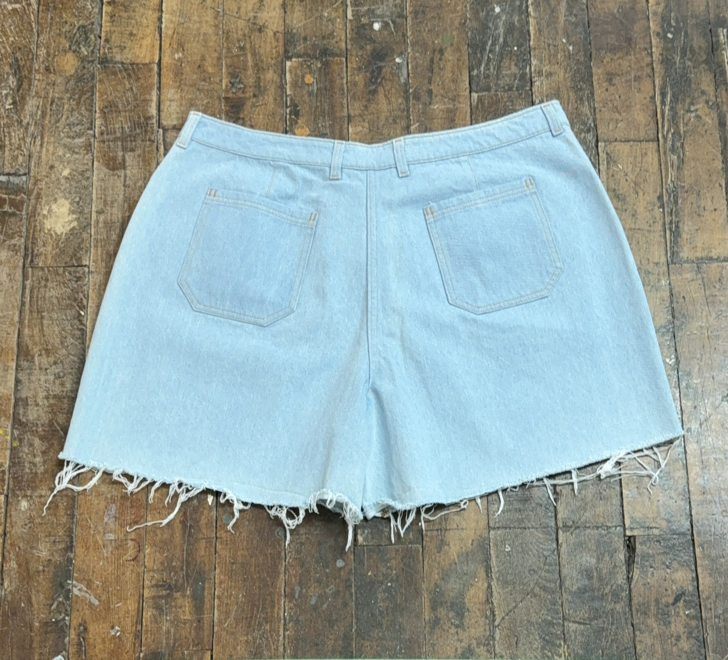 42, 46 - Cutoff Jean Shorts