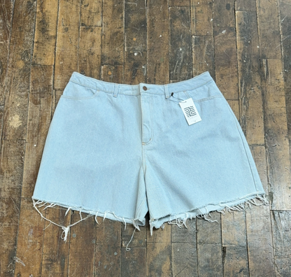 42, 46 - Cutoff Jean Shorts