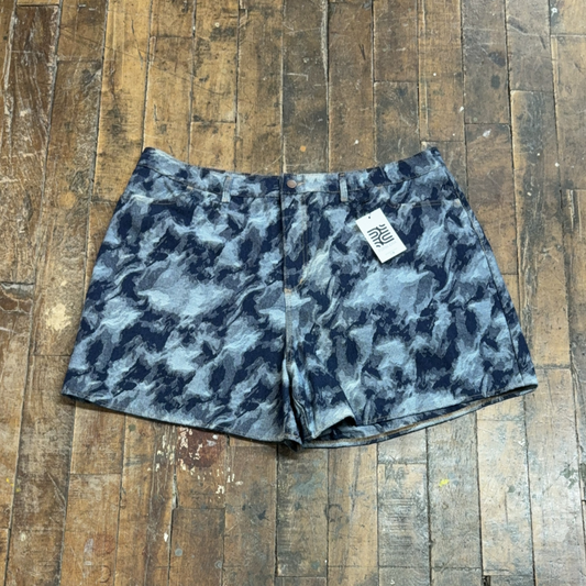 44 - Pamela - Denim Jacquard Shorts