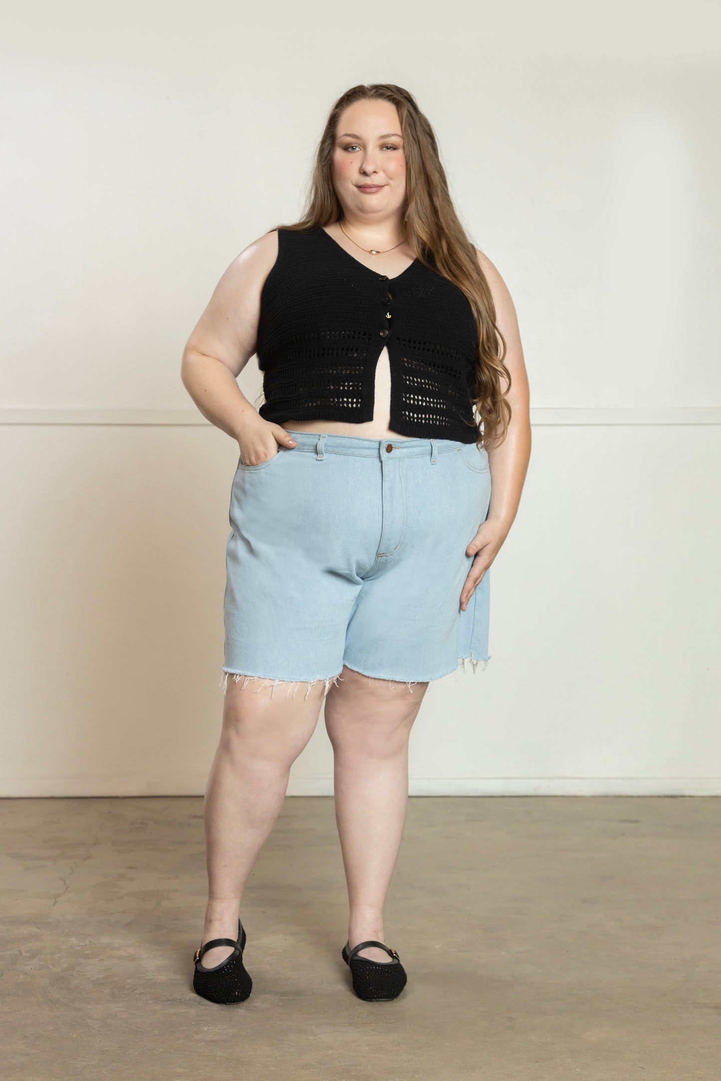 Pamela - Cutoff Jean Shorts