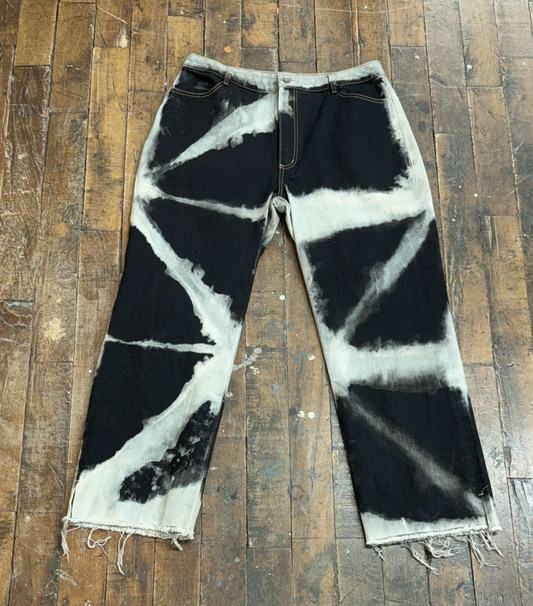 36 - Shibori Bleach Straight Leg
